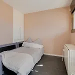 Apartment Sky Terrace Les Roquetes *