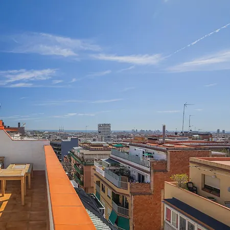 Sky Terrace Les Roquetes 아파트 바르셀로나